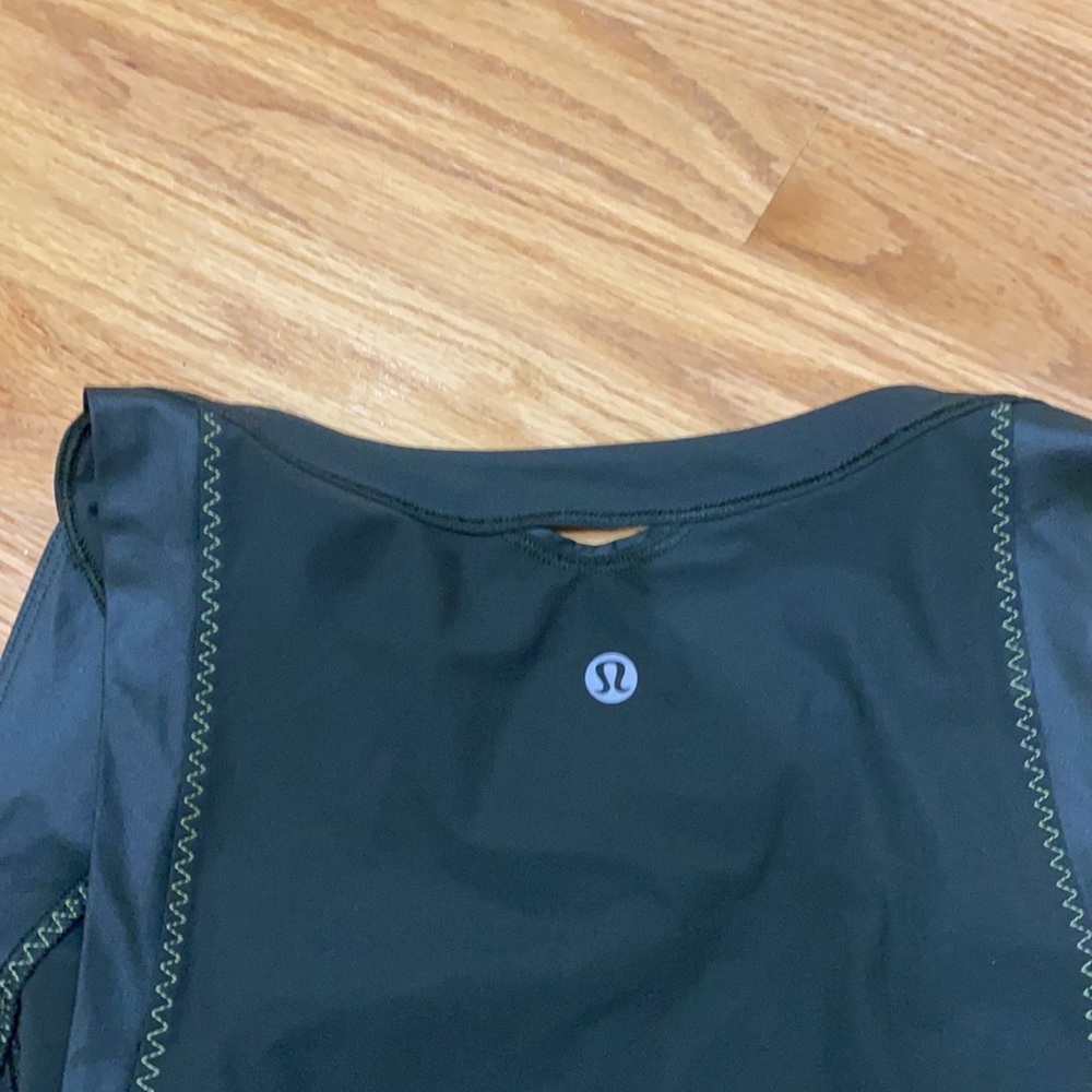 Lululemon tank